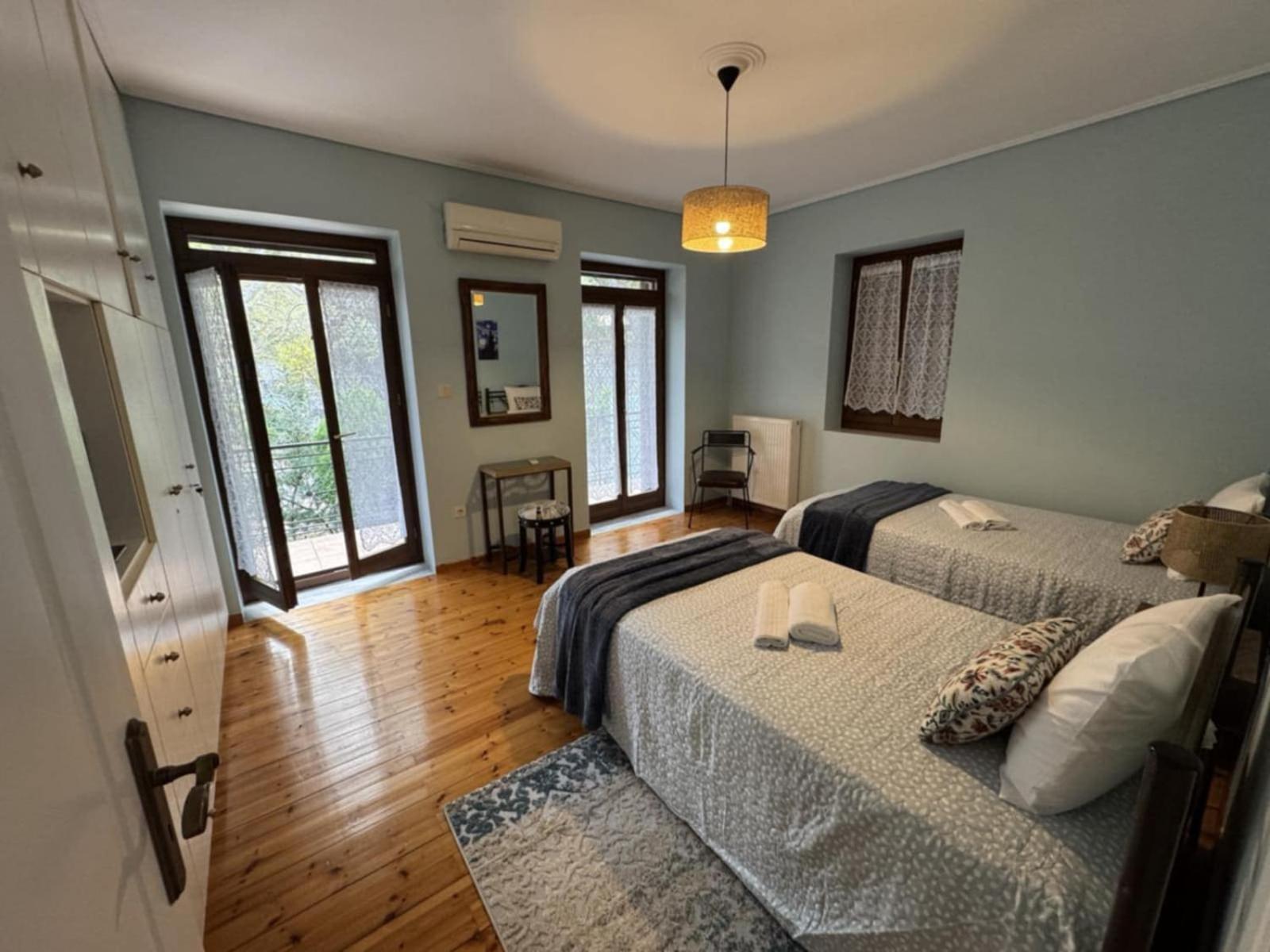 Villa Iris Misztrász Kültér fotó